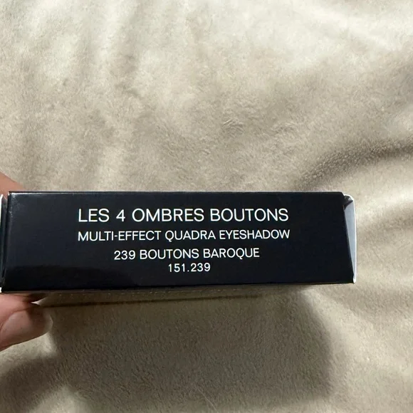 CHANEL Eyeshadow Palette 239 Bouton Baroque - Picture 10 of 10